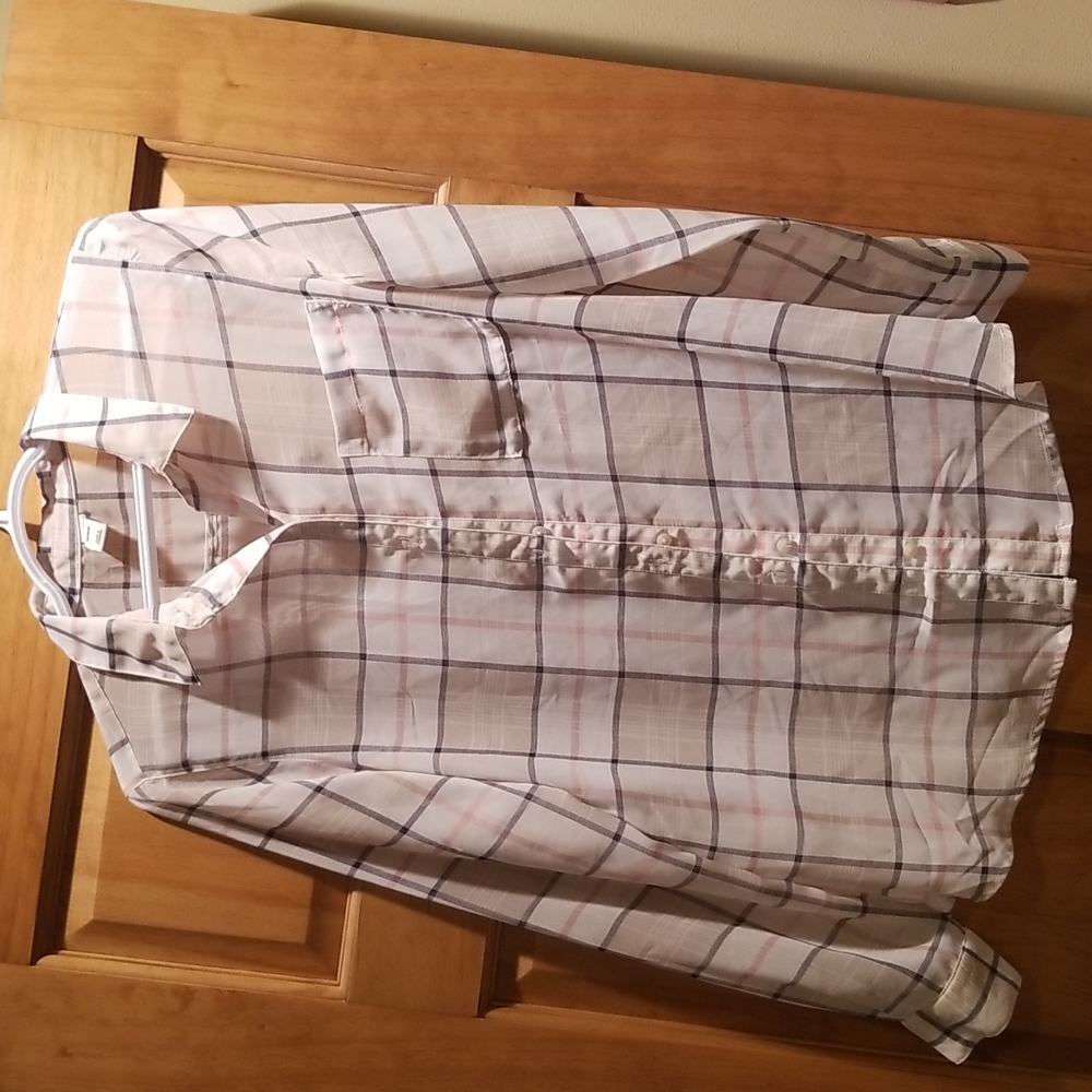 Old navy Lightweight top